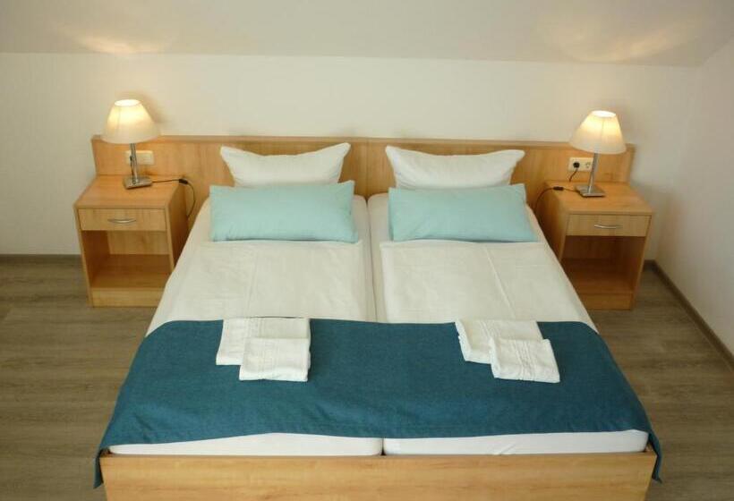 Номер Стандарт, Pension Zum Leuchtturm