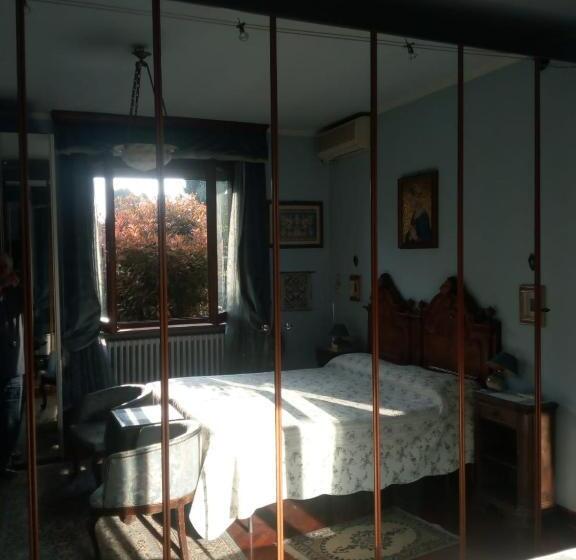 스탠다드 룸 킹사이즈 침대, B&b Les Fleurettes