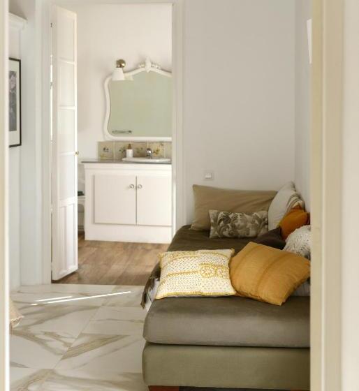 חדר סטנדרט לשלושה עם טרסה, Casa Mimi