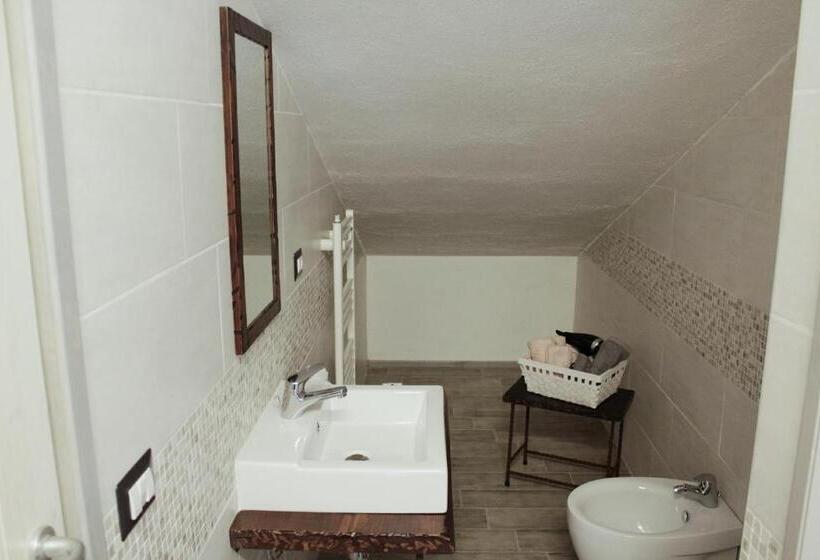 חדר סטנדרט לשלושה, Cielo Stellato