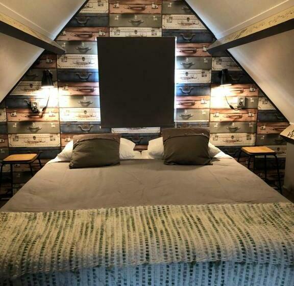 דירת חדר, Silly S Inn