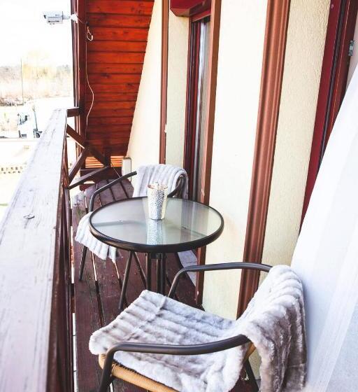 4인용 스탠다드 룸, Barackos Wellness Villa Fót