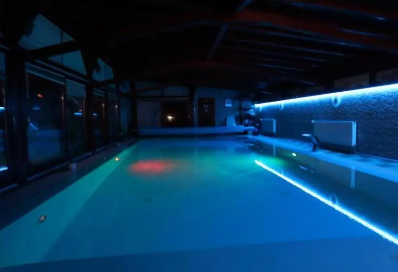 プール付き1ベッドルームヴィラ, Barackos Wellness Villa Fót