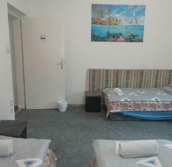 트리플 클래식 룸, Privát Szállás Miskolctapolca