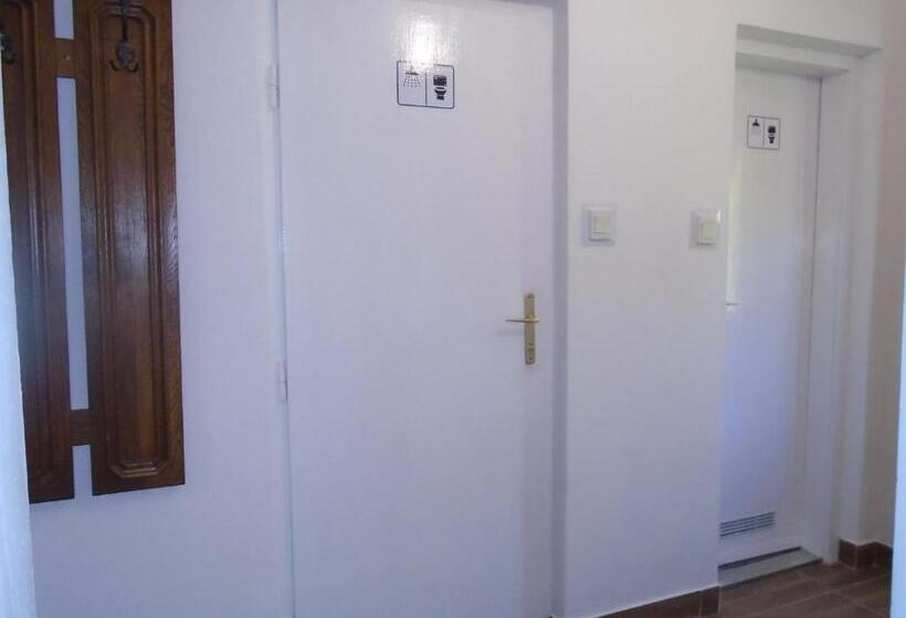 חדר סטנדרט, Privát Szállás Miskolctapolca