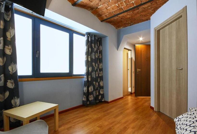 豪华房间, L Uovo Di Colombo