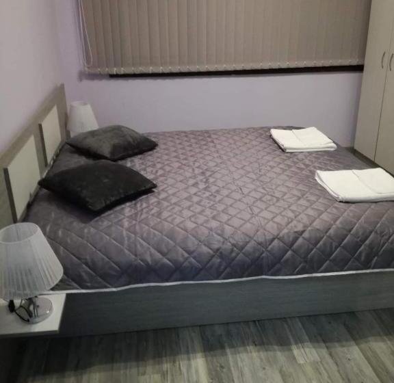 1ベッドルームアパートメント, Saraya