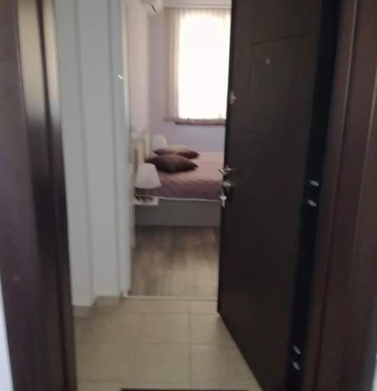 デラックスルーム, Saraya