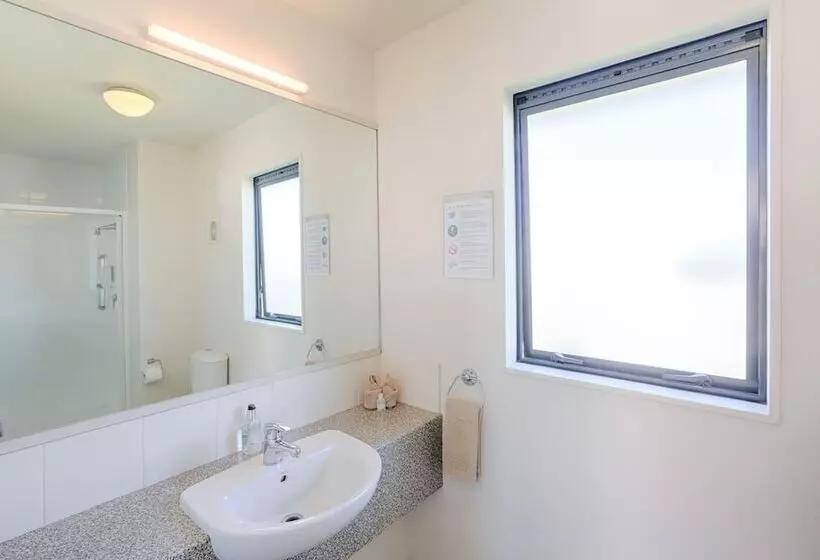 Superior-studio, Bella Vista Taupo