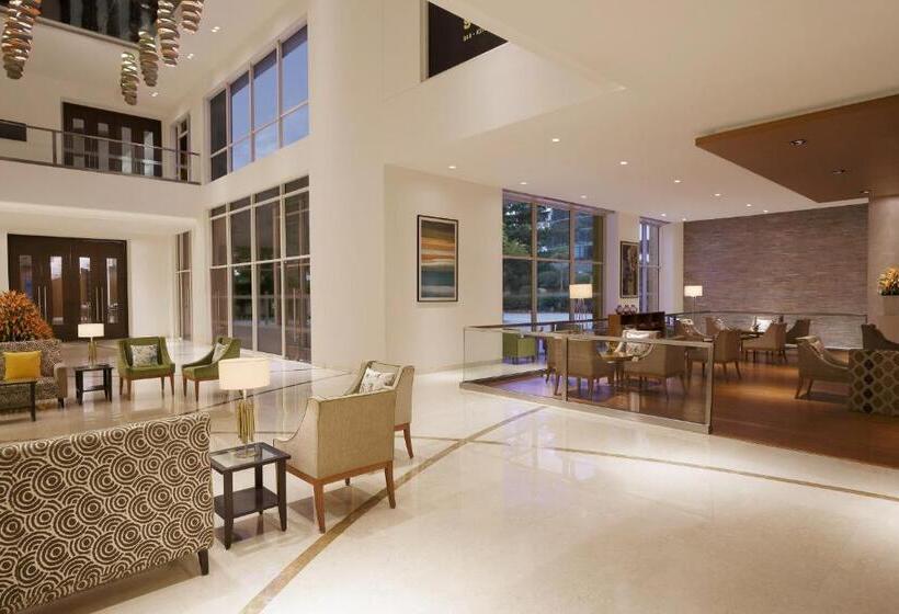 سوییت اجرایی, Four Points By Sheraton Hotel And Serviced Apartments Pune