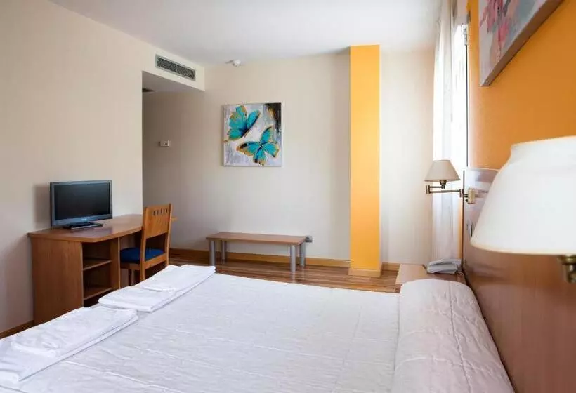 スタンダードルーム, Hostal Rio Selmo