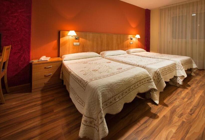 标准三人间, Hostal Rio Selmo