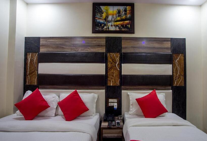 ベーシックトリプルルーム, Dollar Inn