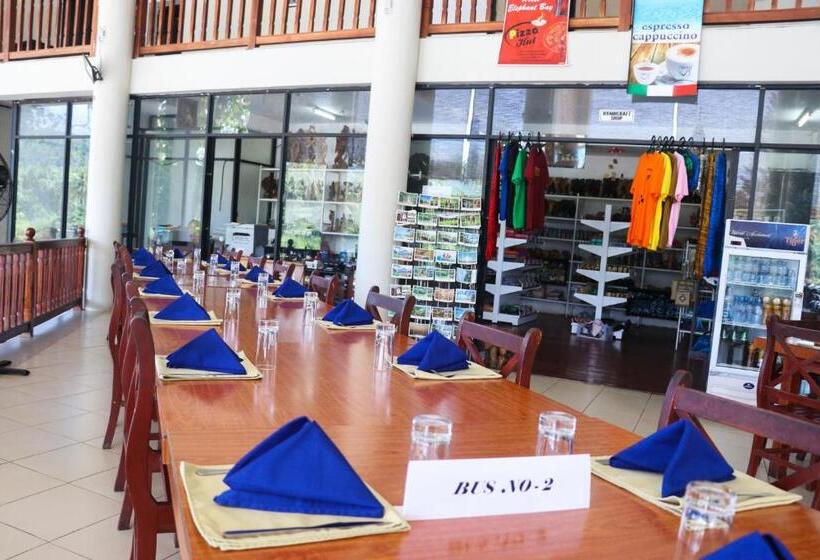 Трехместный Номер Deluxe, Elephant Bay