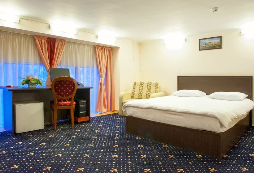 اتاق سوپریور, Manhattan Hotel & Restaurant