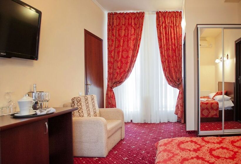 سوئیت پرزیدنت, Manhattan Hotel & Restaurant