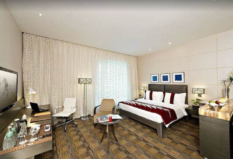 سوییت, Meluha The Fern