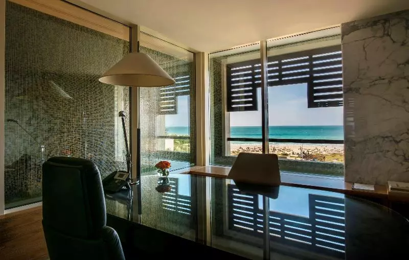 プレジデントスイートルーム, Park Hyatt Abu Dhabi Hotel And Villas