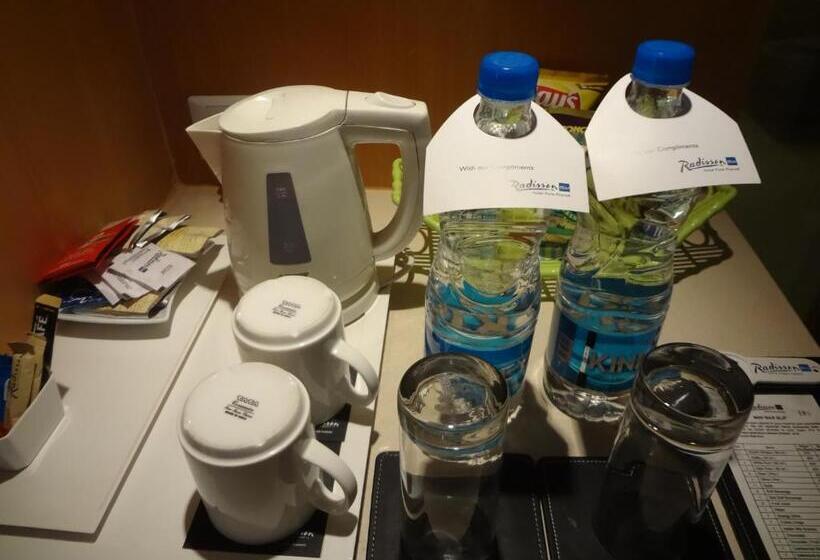 商务房间, Radisson Blu Hotel Pune Kharadi