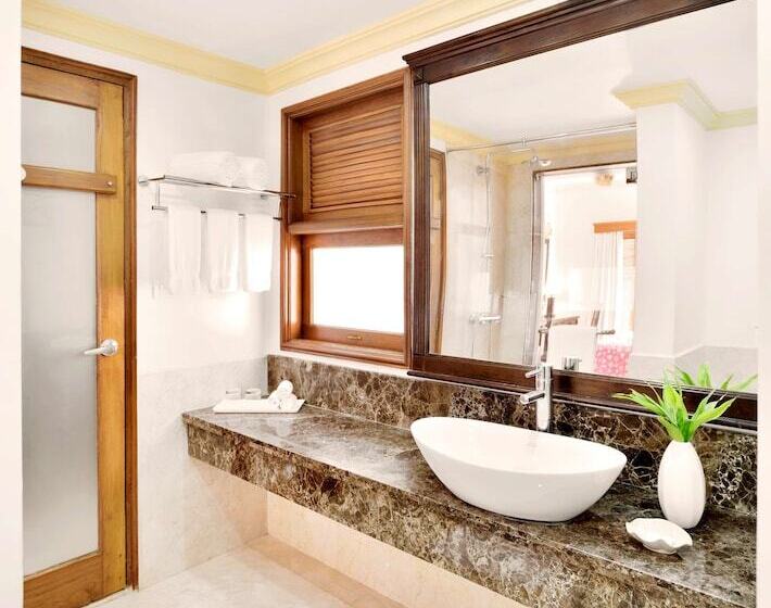 Suite, Radisson Blu Resort, Goa