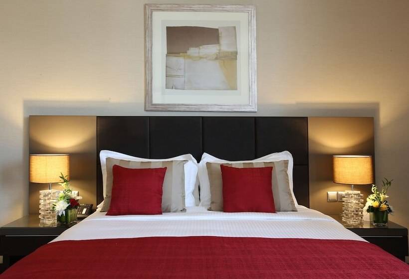 デラックスルーム, Ramada Downtown Abu Dhabi