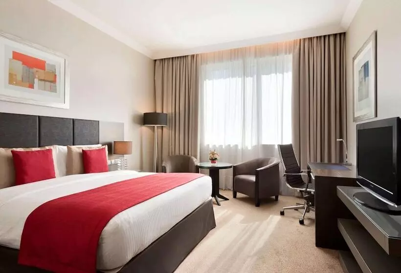 デラックスルーム, Ramada Downtown Abu Dhabi
