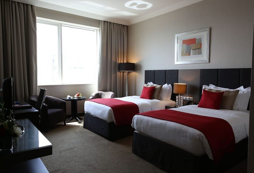 Номер Deluxe, Ramada Downtown Abu Dhabi