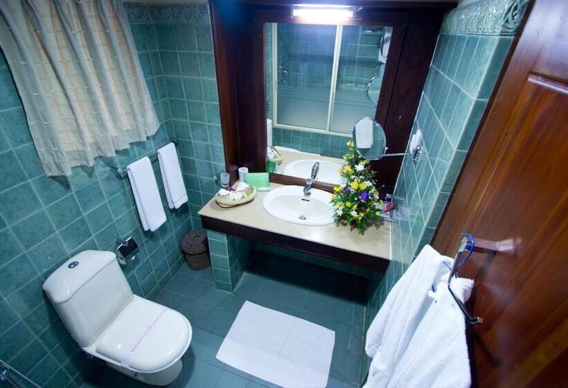 Номер Deluxe, Randholee Resort & Spa