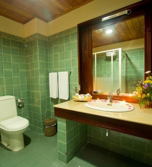 Номер Deluxe, Randholee Resort & Spa