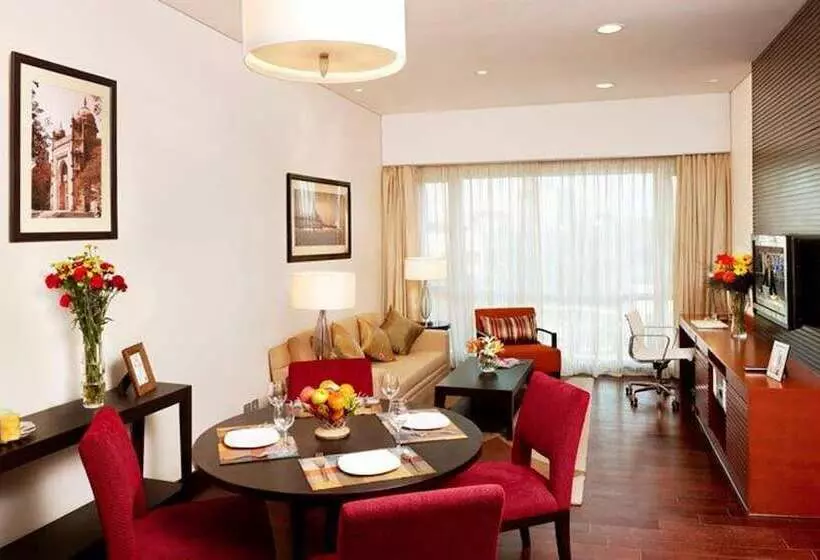 プレミアム２ベッドルームアパート, Somerset Greenways Chennai