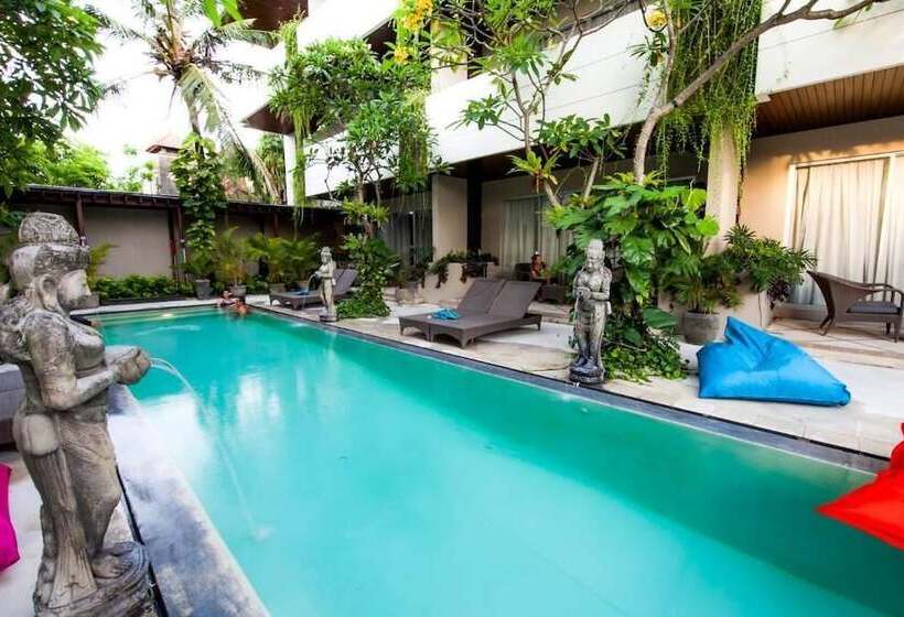 스위트, Sunset Mansion  Seminyak