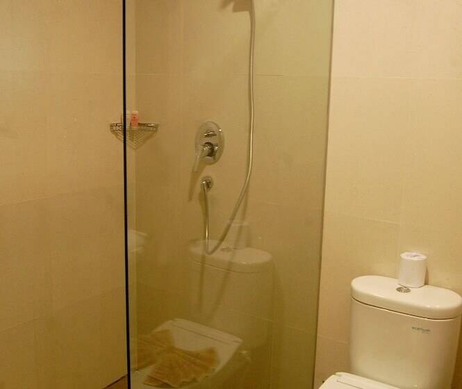 חדר דלוקס, Taman Agung