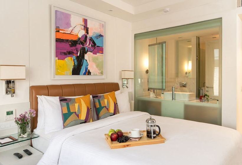 Номер Superior, The Ashtan Sarovar Portico