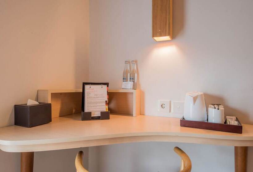 חדר סופריור, The One Legian