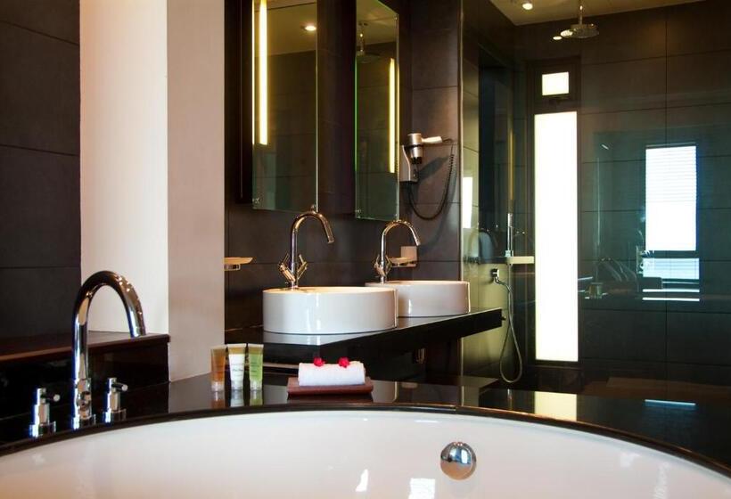 جناح دوبلكس, Le Cardinal Exclusive Resort