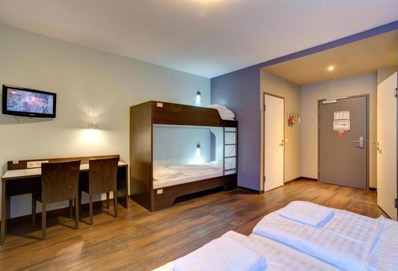 اتاق استاندارد چهار تخته, Meininger Hotel Wien Downtown Sissi