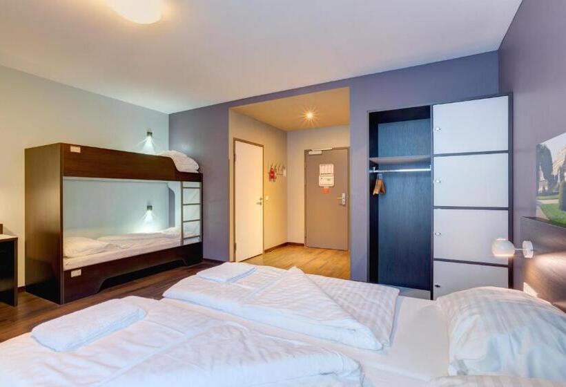 4인용 스탠다드 룸, Meininger Hotel Wien Downtown Sissi