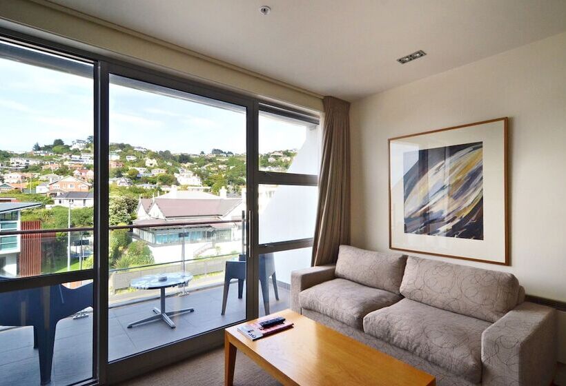 行政房间, St Clair