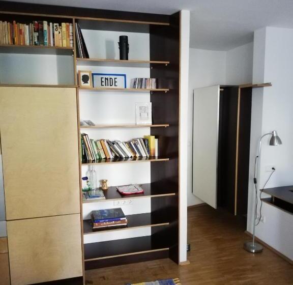 标准单人间, Room In Maisonette With Garden, Parking Place