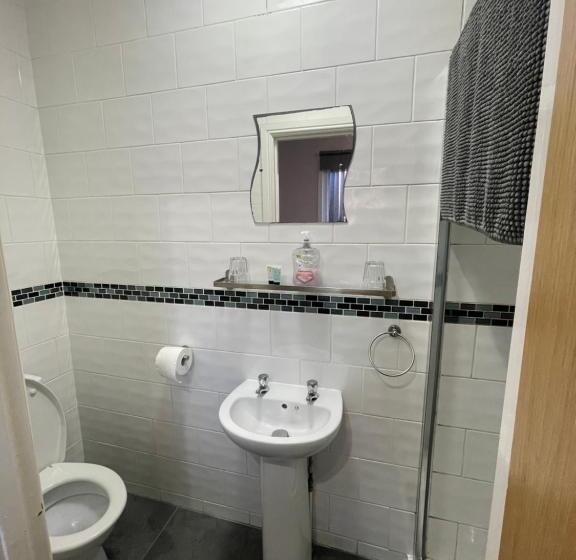 اتاق استاندارد یک نفره, Abbey Guest House