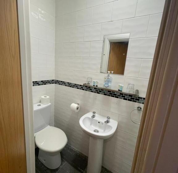 اتاق استاندارد یک نفره, Abbey Guest House