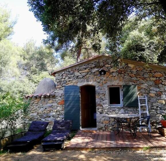 デラックススタジオ, Cabanon Sainte Victoire
