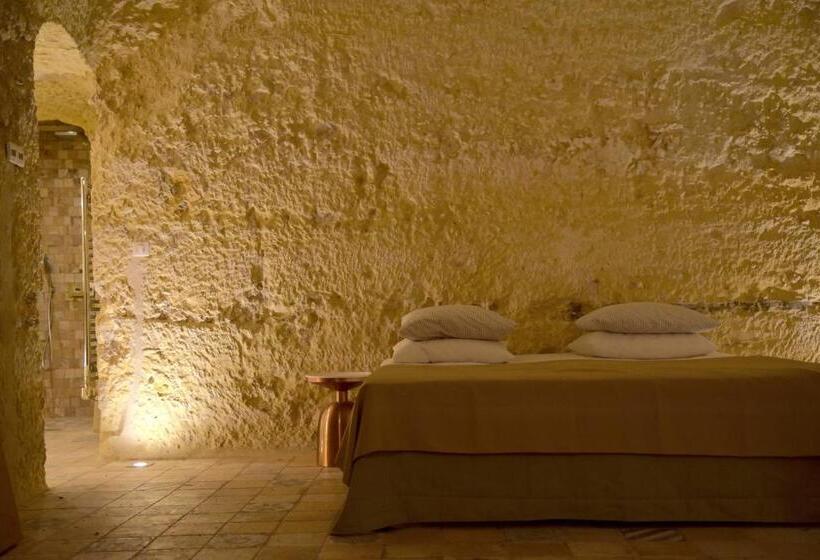 מיטת קינג בסוויטה, Le Gaimont Maison D Hôtes Vouvray