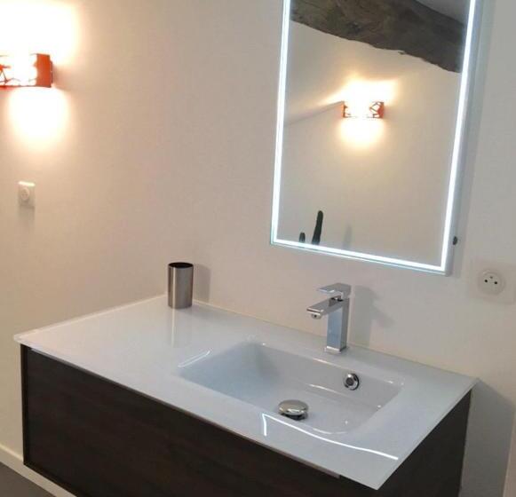 غرفة ديلوكس, Les Terres