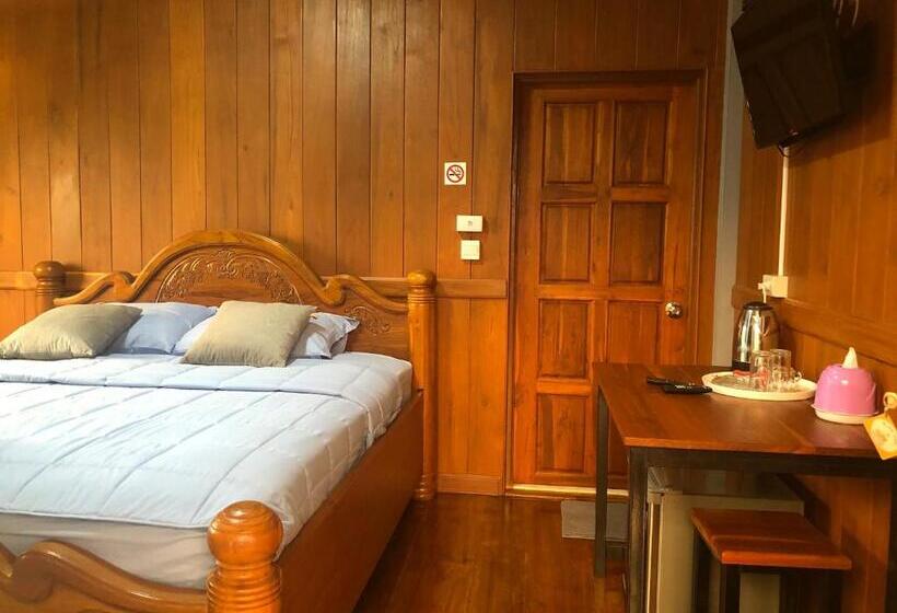 חדר סטנדרט, Ruen Thai Ban Rim Nam