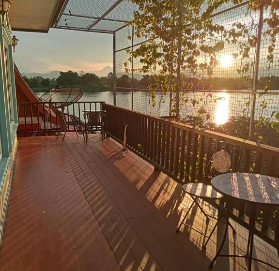 חדר סטנדרט עם נוף, Ruen Thai Ban Rim Nam