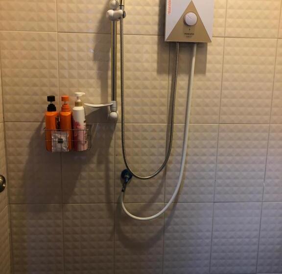 חדר סטנדרט יחיד, Ruen Thai Ban Rim Nam