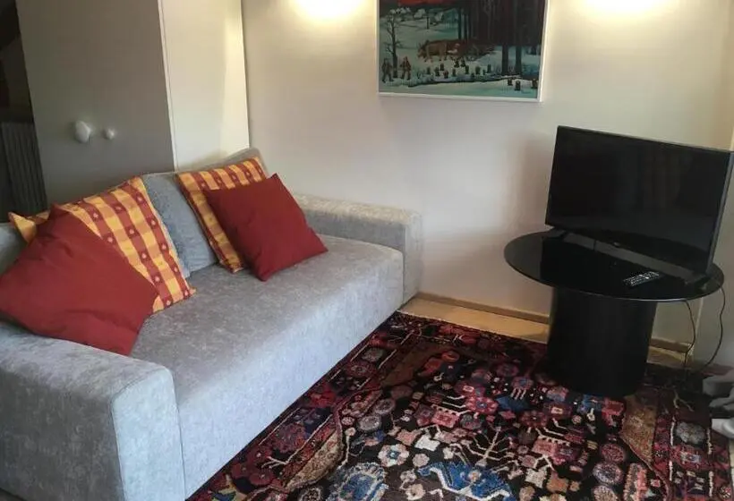 Suite with lake view, Suite Ananda
