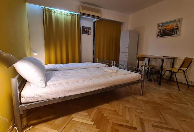 اتاق استاندارد, Sleep Inn Hostel