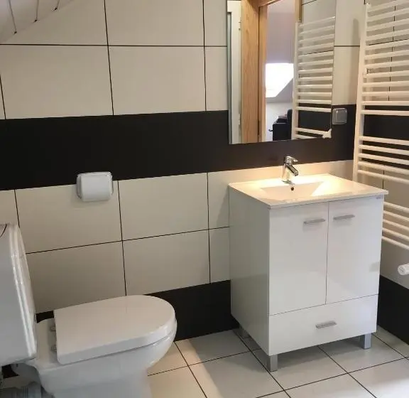 スタンダードスタジオ, Casa Do Til